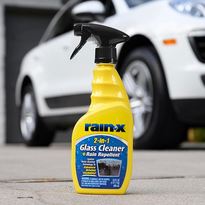 Rain-X 5071268-2 2-in-1 Glass Cleaner and Rain Repellant, 23 oz. (Pack of 2) - Provides a Streak-Free Clean for Automotive Glass While Preventing Sleet, Snow, Ice, and Road Spray Build Up