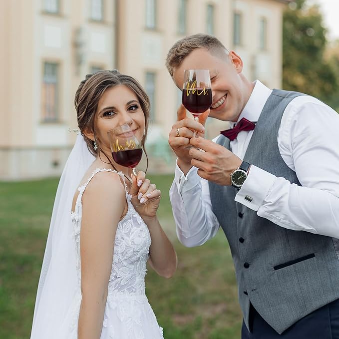 AW BRIDAL Mr and Mrs Wine Glasses Set of 2 for Engagement Bridal Shower, Wedding Gifts for Newlywed Couples 2026, Personalized Anniversary Wine Glass Gift Basket for Bride Groom and Fiance Fiancee