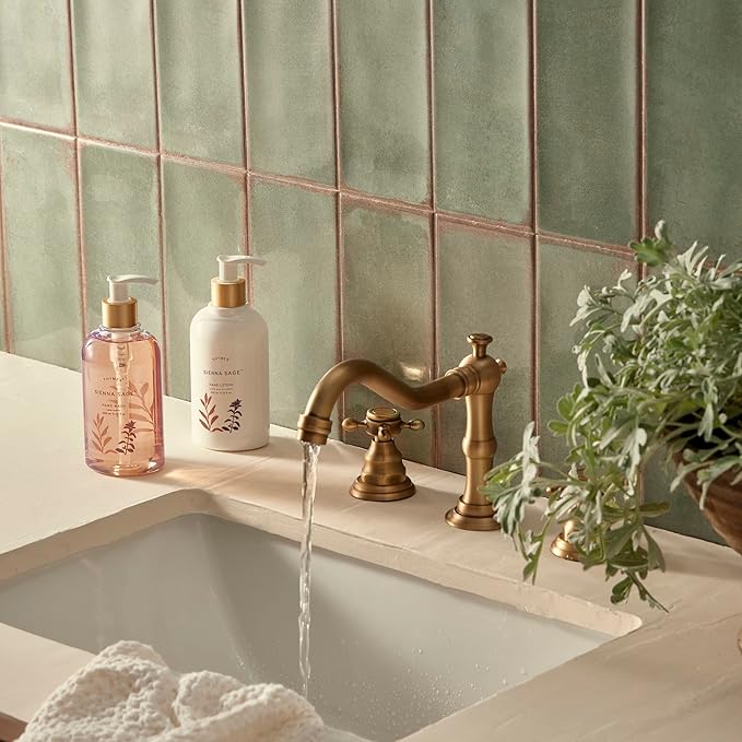 Thymes Moisturizing Hand Wash Soap with Pump - Luxury Hand Soap Gently Cleanses & Moisturizes - Skin Care with Glycerin & Calendula - Comforting, Warm Fragrance (Sienna Sage, 8.25 oz)